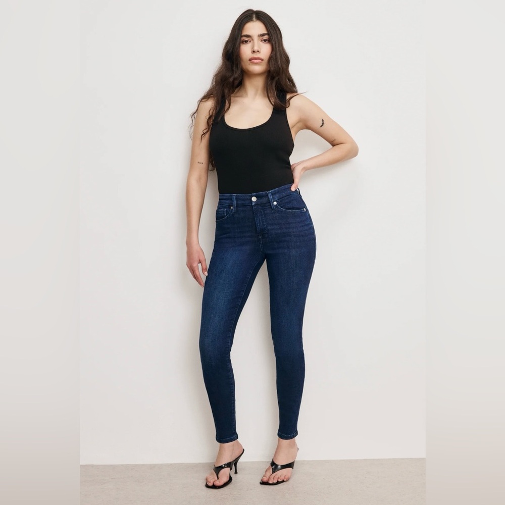 NWT Good American “Good Petite” Skinny Jeans
